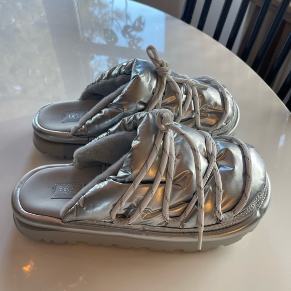 UGG Shoes - NWOB Ugg Hi Shine Space Slider Slipper - 9